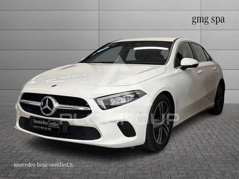 2021 Mercedes Benz A 180