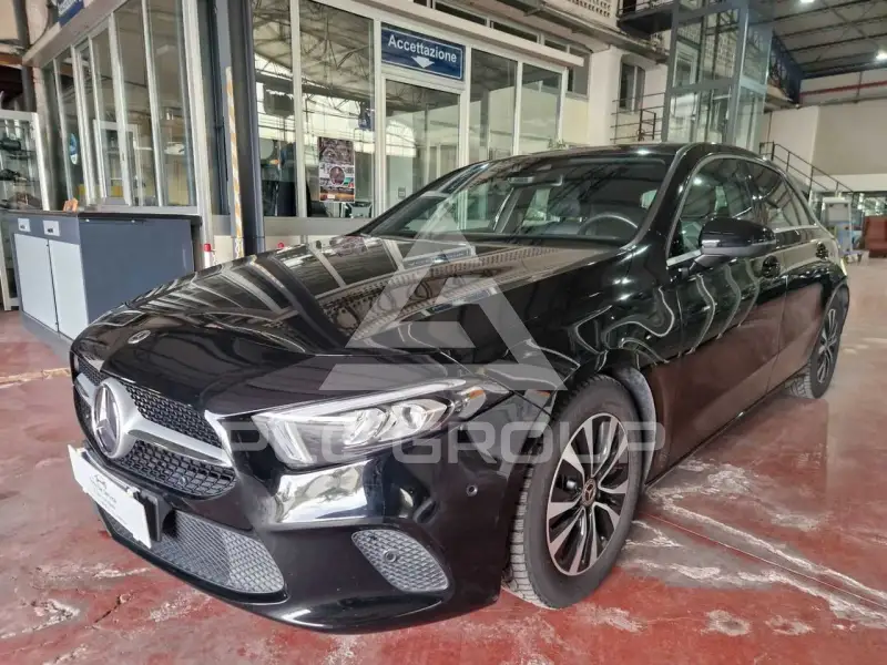 2021 Mercedes Benz A 180