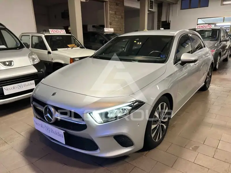 2021 Mercedes Benz A 180
