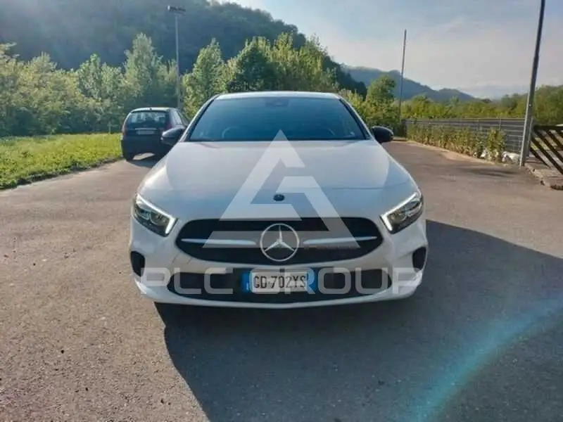 2021 Mercedes Benz A 180