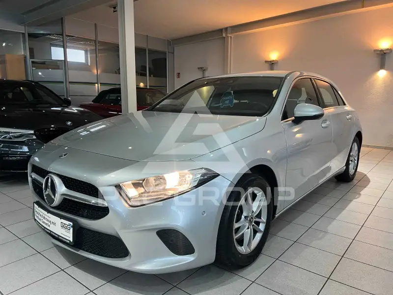 2021 Mercedes Benz A 180