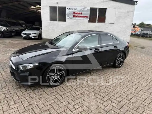 2021 Mercedes Benz A 180