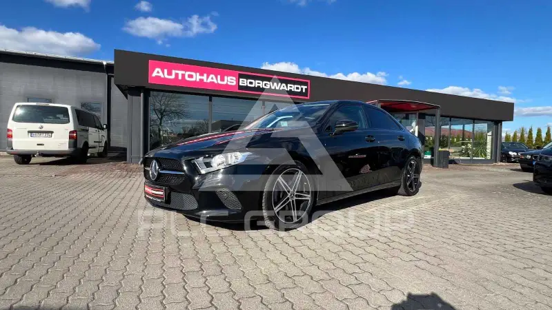 2021 Mercedes Benz A 180
