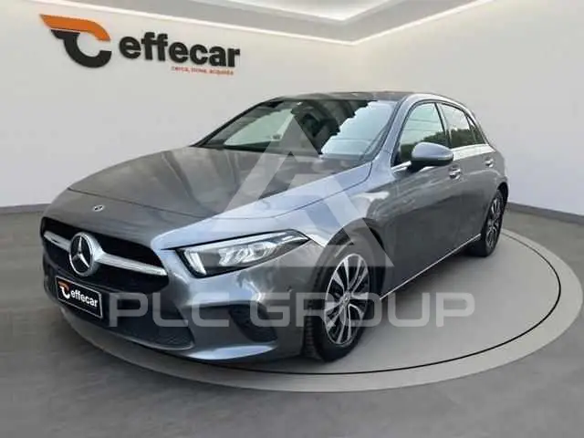 2021 Mercedes Benz A 180