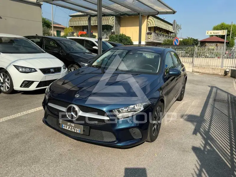 2021 Mercedes Benz A 180