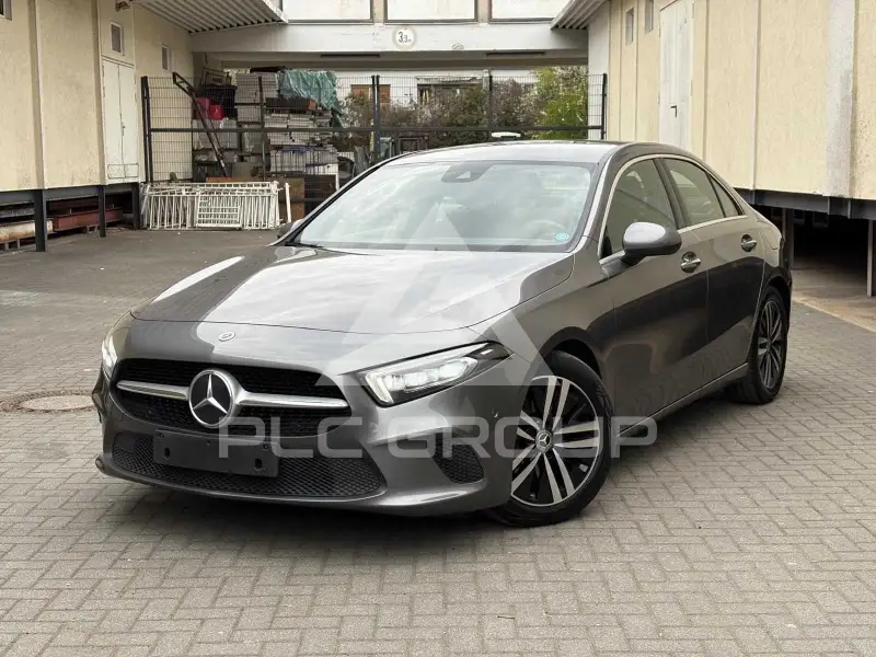 2021 Mercedes Benz A 200