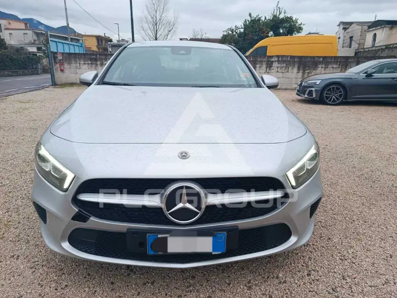2021 Mercedes Benz A 200