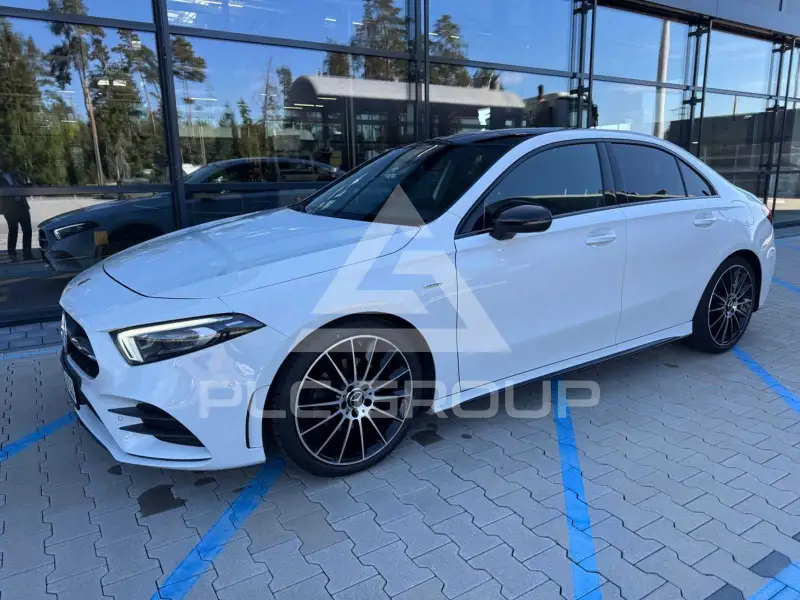 2021 Mercedes Benz A 200