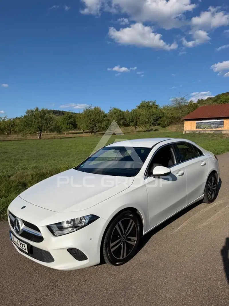 2021 Mercedes Benz A 200