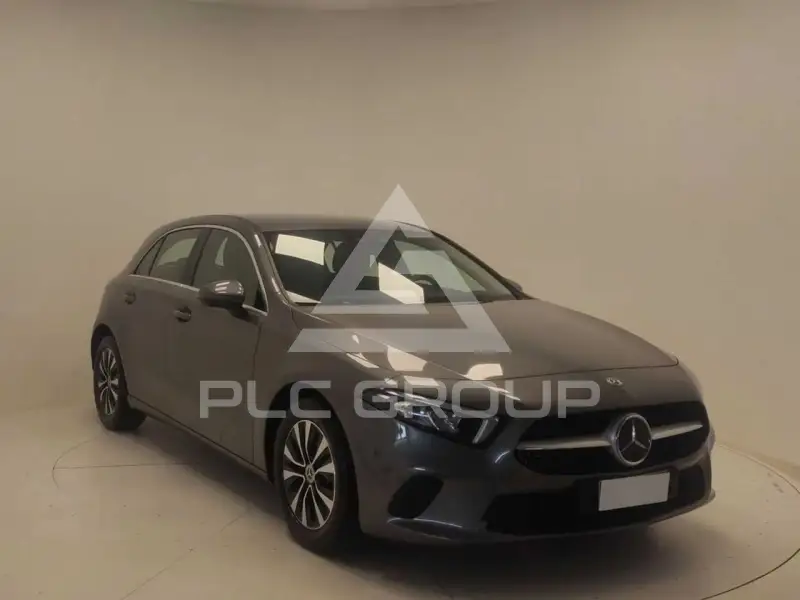 2021 Mercedes Benz A 200