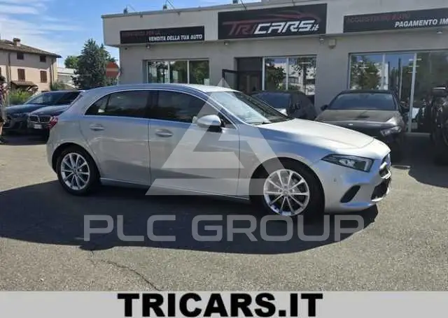 2021 Mercedes Benz A 200