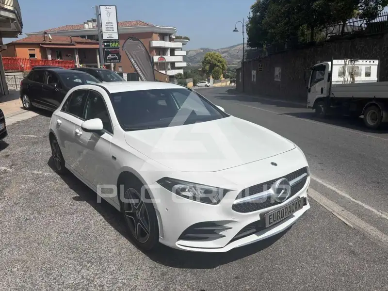 2021 Mercedes Benz A 250