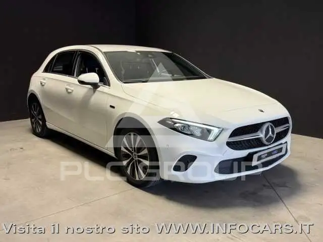 2021 Mercedes Benz A 250