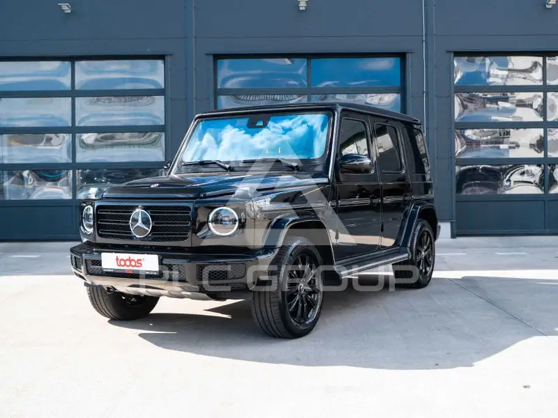 2021 Mercedes Benz G 400