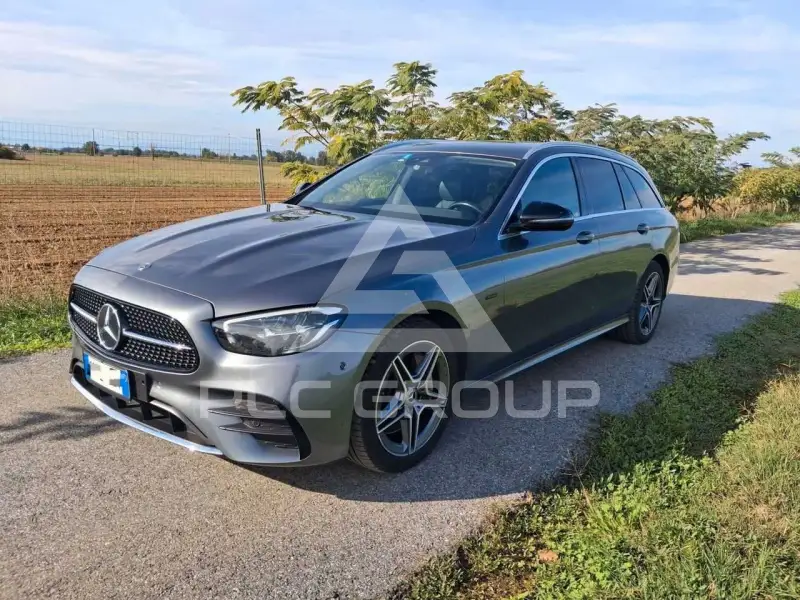 2021 Mercedes Benz E 300