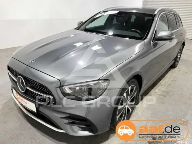 2021 Mercedes Benz E 300