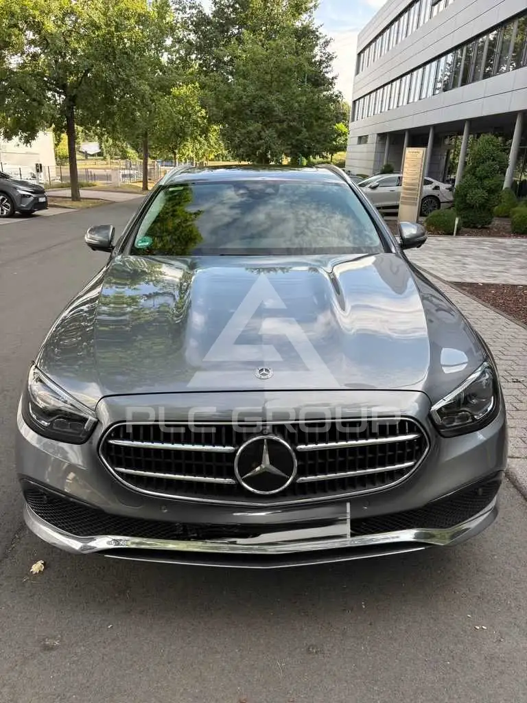 2021 Mercedes Benz E 300