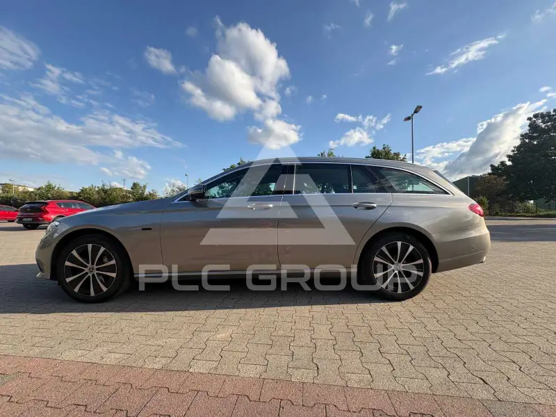 2021 Mercedes Benz E 300