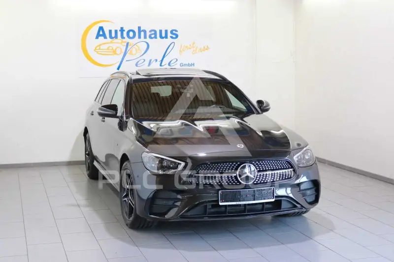 2021 Mercedes Benz E 300
