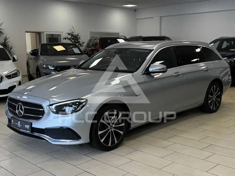 2021 Mercedes Benz E 300