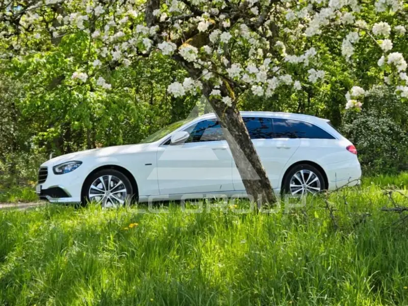 2021 Mercedes Benz E 300
