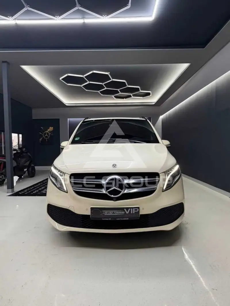 2021 Mercedes Benz 220