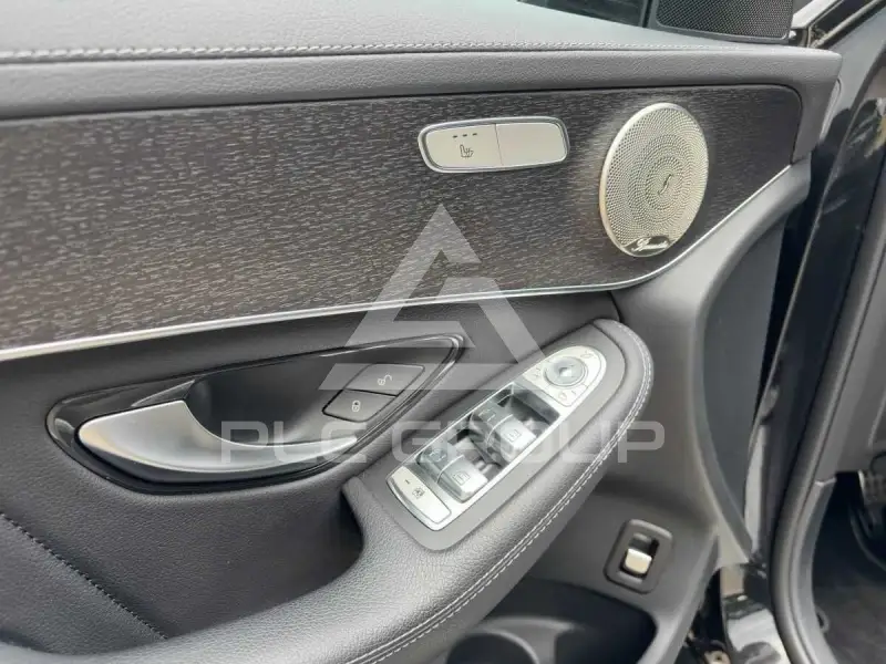2021 Mercedes Benz GLC 300