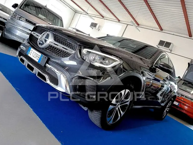2021 Mercedes Benz GLC 300
