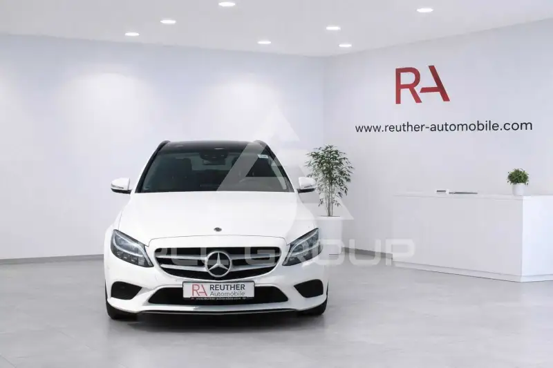 2021 Mercedes Benz C 220