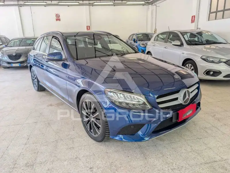 2021 Mercedes Benz C 220