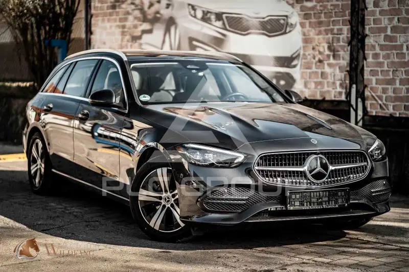 2021 Mercedes Benz C 220