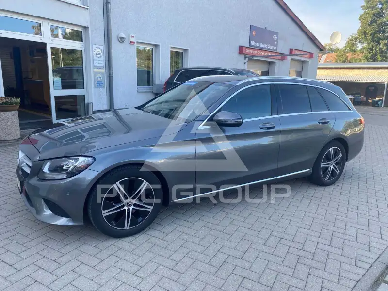 2021 Mercedes Benz C 220