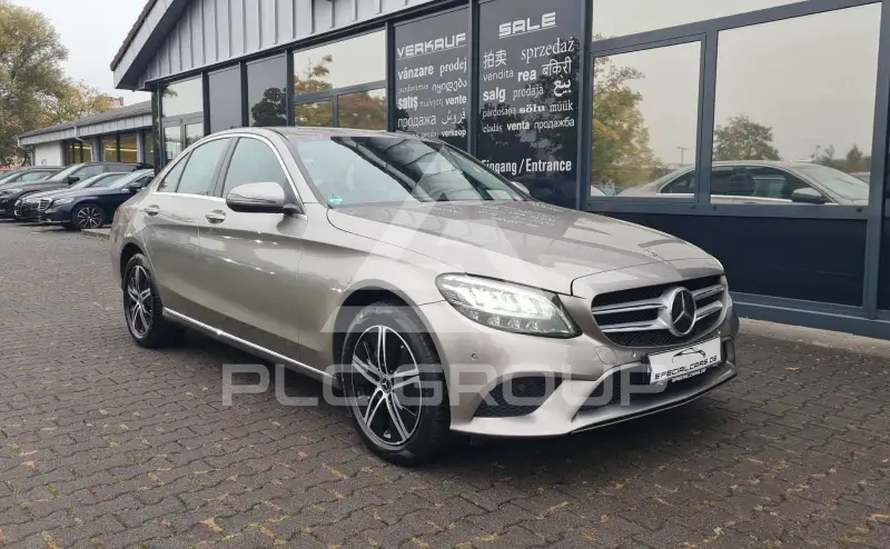 2021 Mercedes Benz C 220