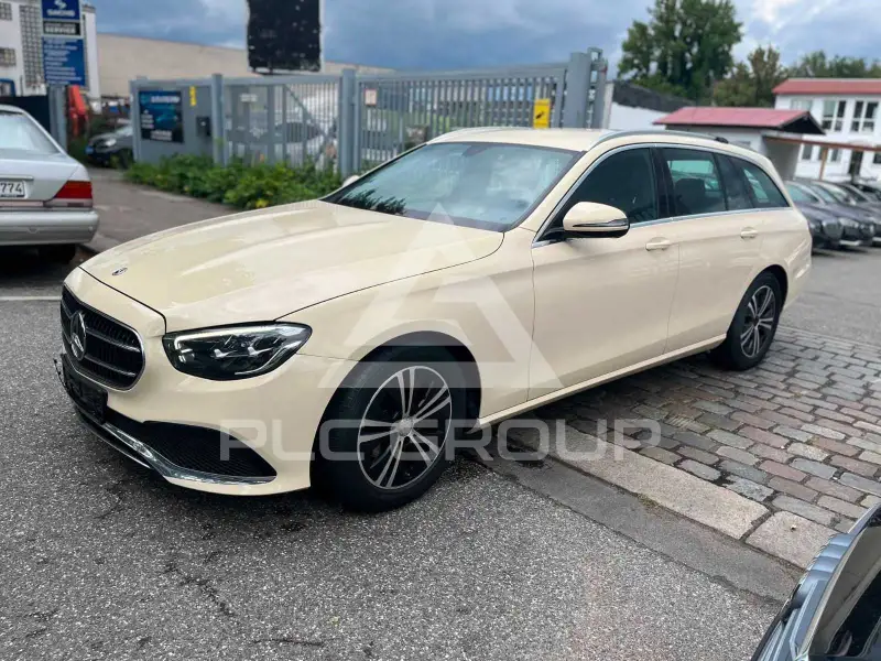 2021 Mercedes Benz E 200