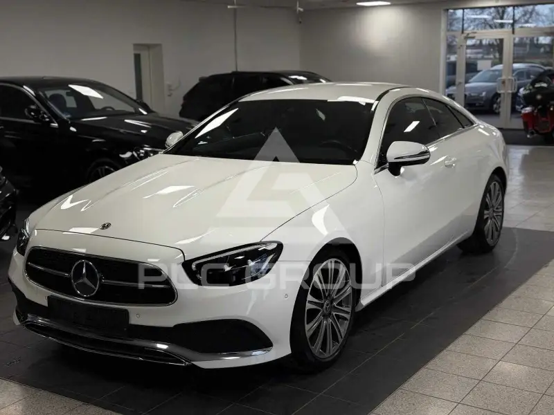 2021 Mercedes Benz E 200
