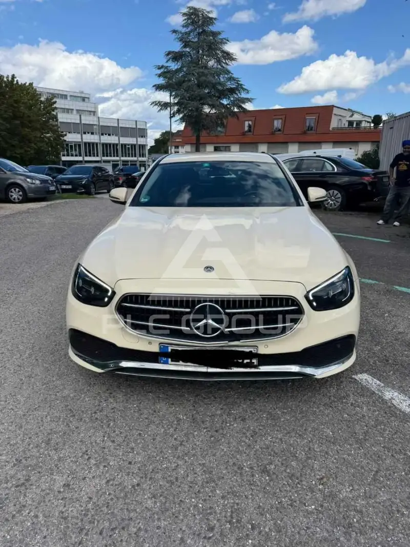 2021 Mercedes Benz E 200