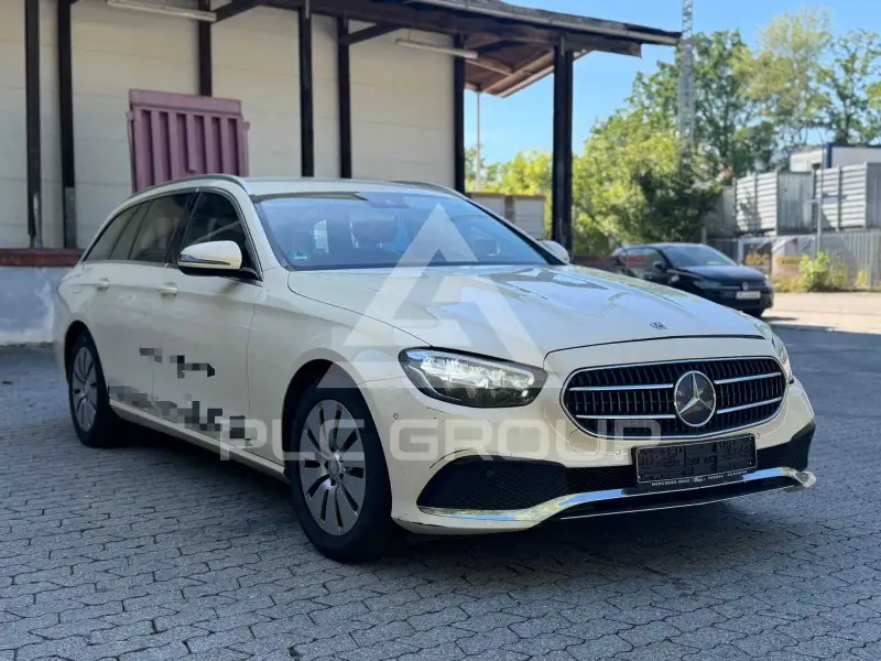 2021 Mercedes Benz E 200