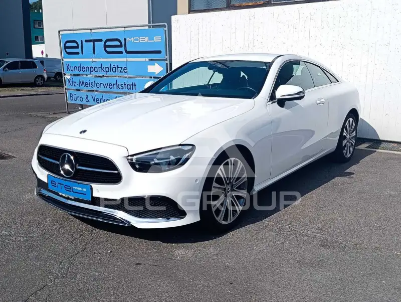 2021 Mercedes Benz E 200
