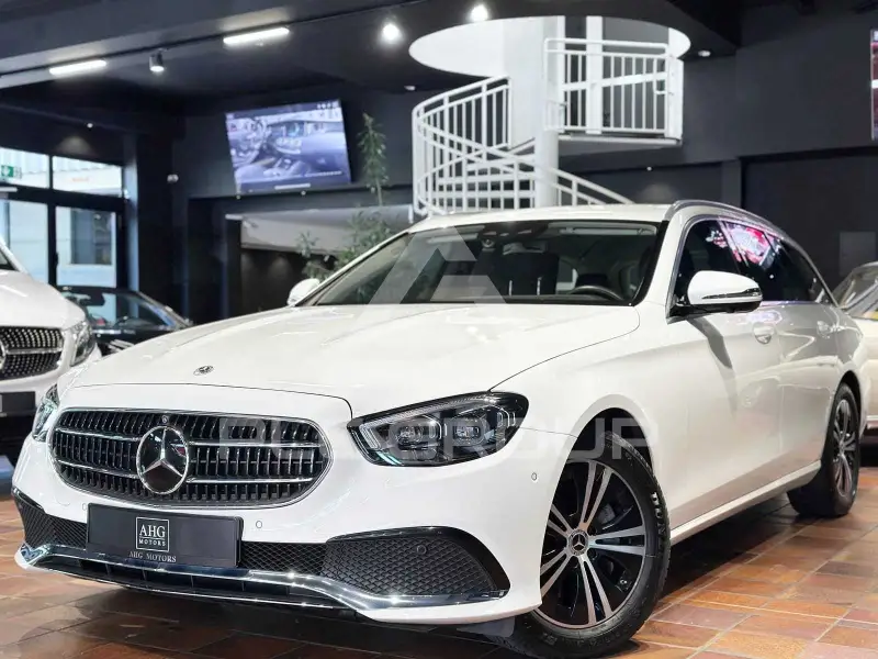 2021 Mercedes Benz E 200