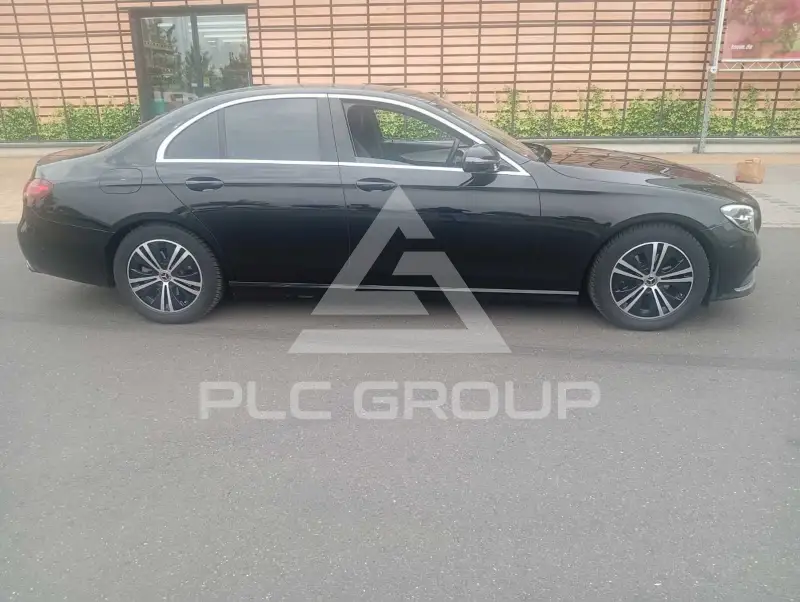 2021 Mercedes Benz E 200