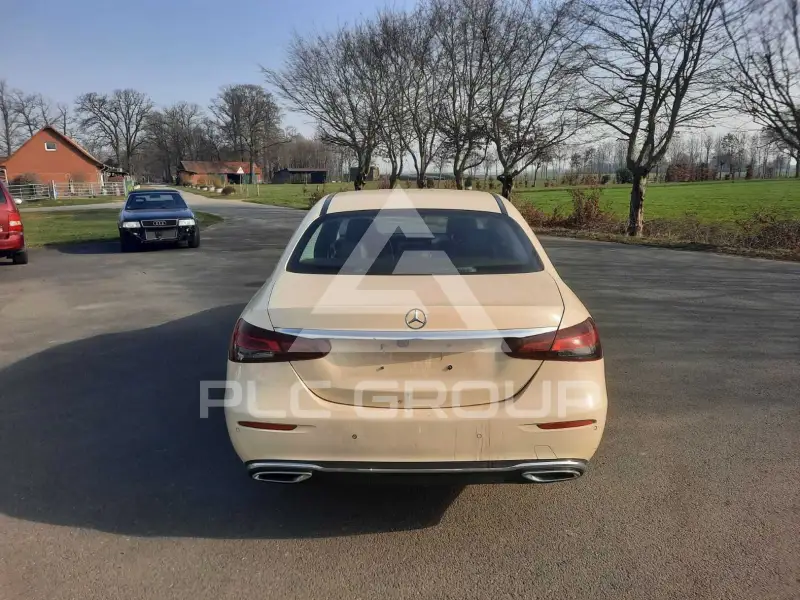 2021 Mercedes Benz E 200