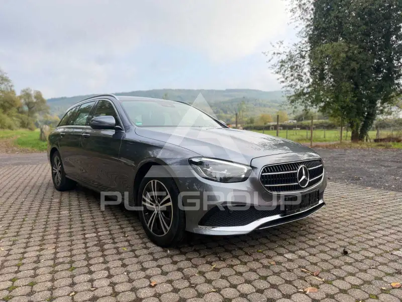 2021 Mercedes Benz E 200