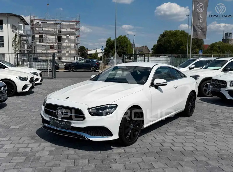 2021 Mercedes Benz E 200