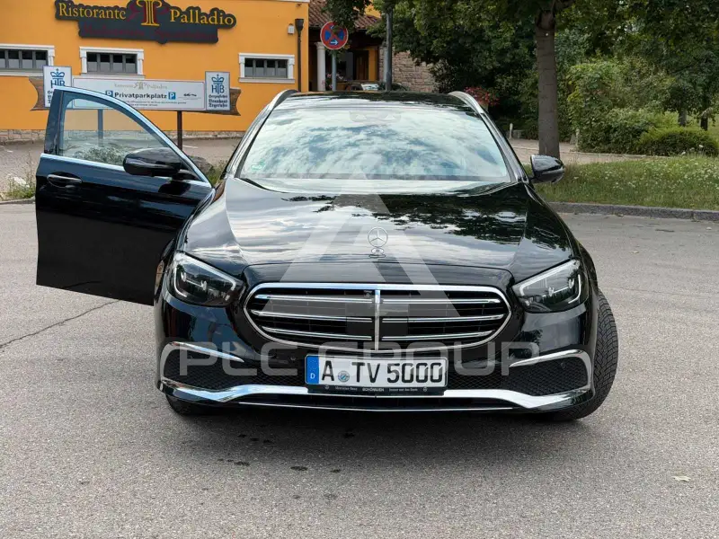 2021 Mercedes Benz E 200