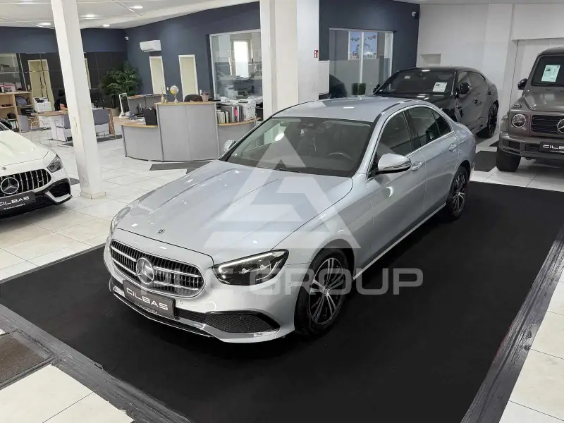 2021 Mercedes Benz E 200