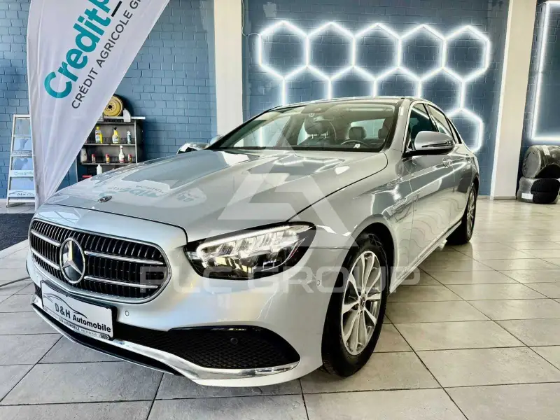 2021 Mercedes Benz E 200