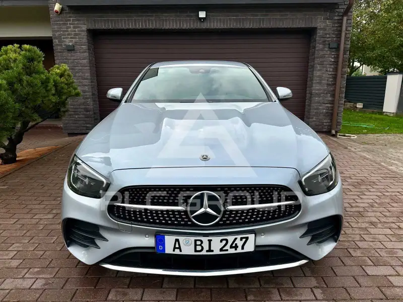 2021 Mercedes Benz E 200