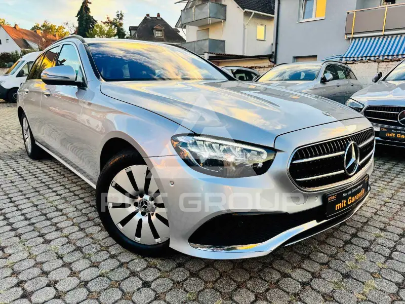 2021 Mercedes Benz E 220