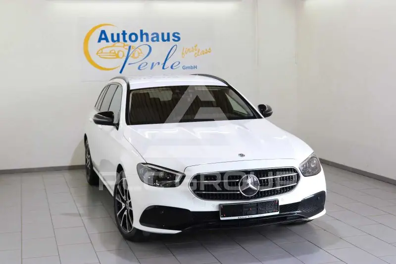 2021 Mercedes Benz E 220