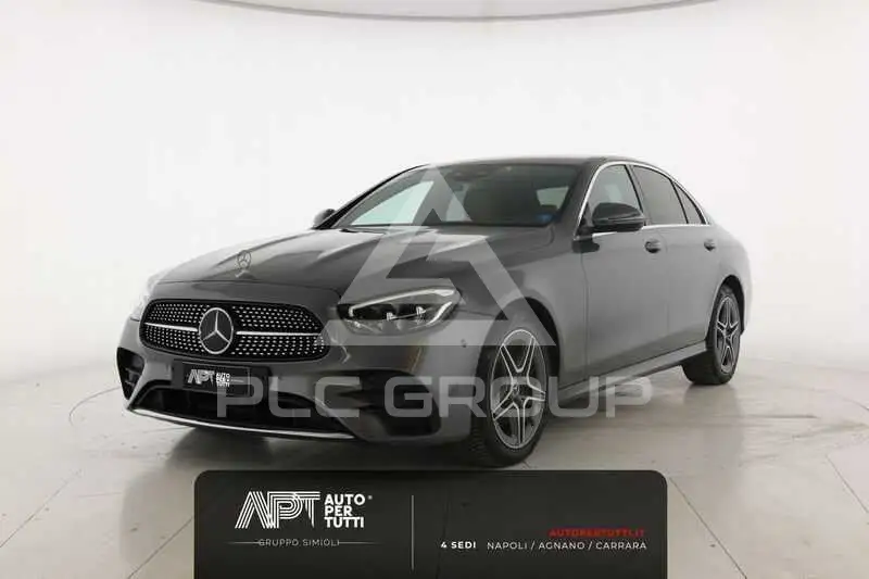 2021 Mercedes Benz E 220
